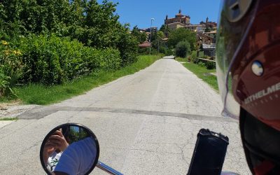 vespa ride in the langhe