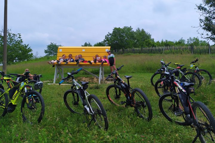 tour panchine giganti in Ebike